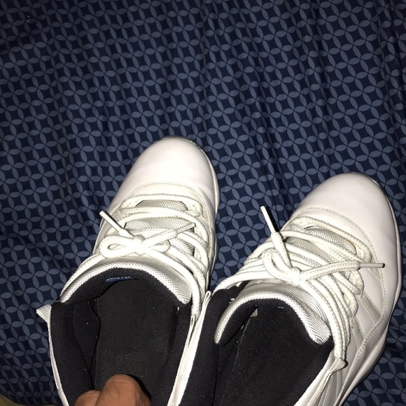 Jordan 11’s - Picture 2 of 4